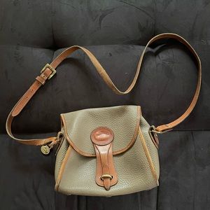 ✨Vintage Dooney & Bourke all weather leather bag